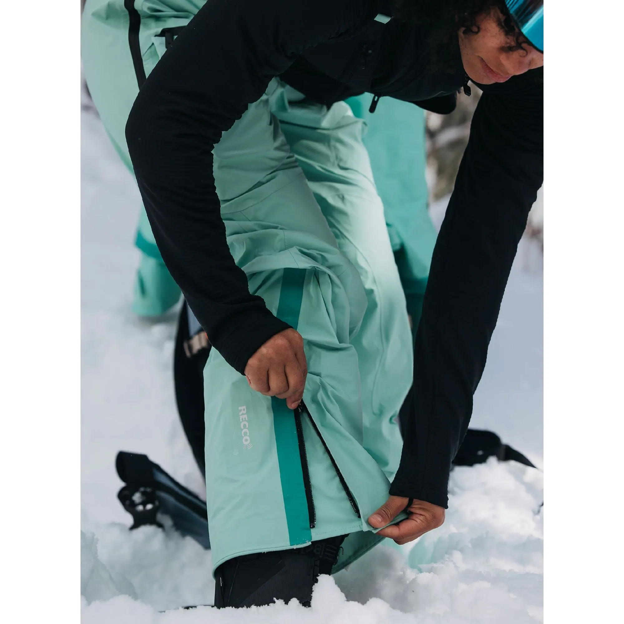 Women's Burton [ak] Tusk GORE-TEX Pro 3L Bib Pants